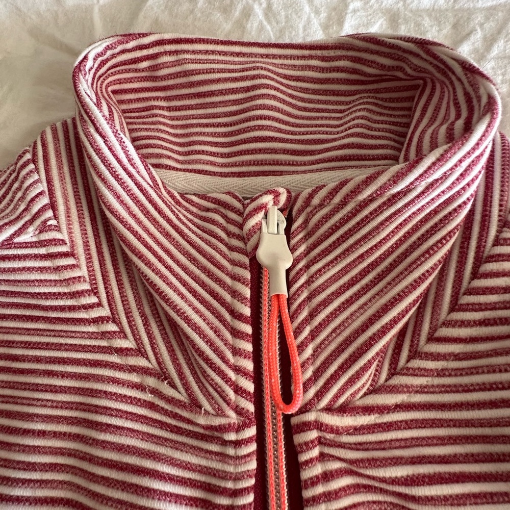 Killtech Teanara Jacket in Raspberry - Picture 2 of 8